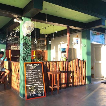 Beach Break Surf Hostel Weligama Dış mekan fotoğraf