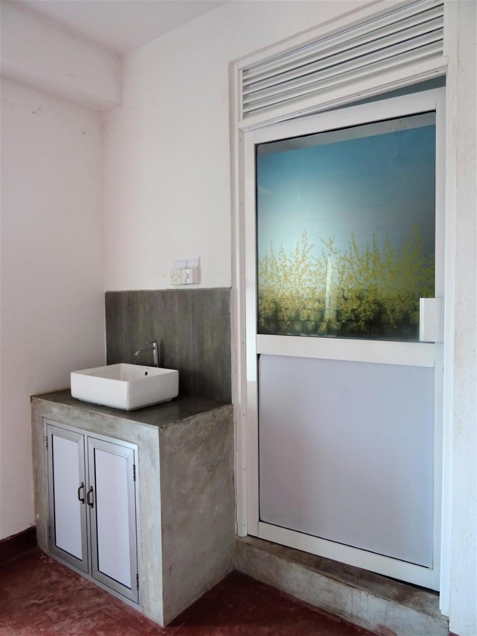 Beach Break Surf Hostel Weligama Dış mekan fotoğraf