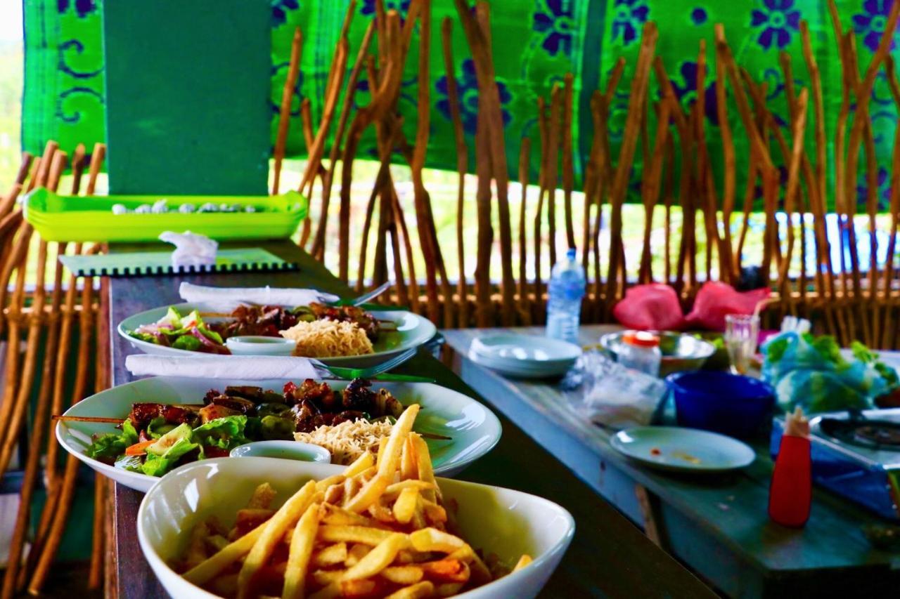Beach Break Surf Hostel Weligama Dış mekan fotoğraf